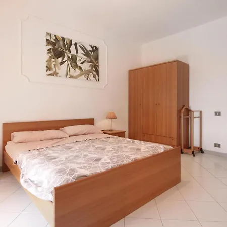 Apartman Gorgeous In With Wifi Agropoli